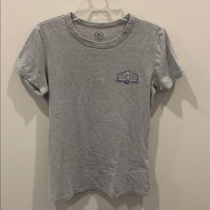 ⭐️Vineyard Vines Grey Graphic Short Sleeve Tee ⭐️